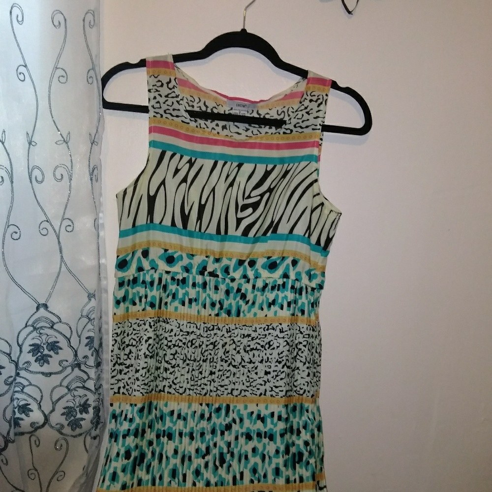 Dres nice in good condition!!